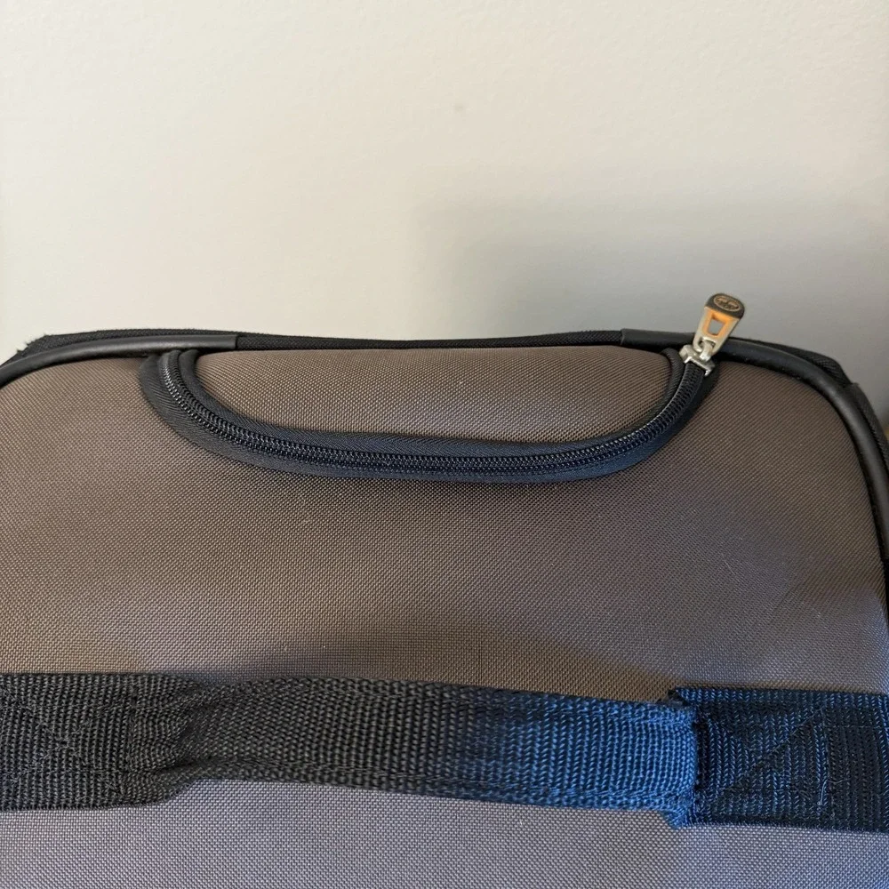 Timberland Rolling Duffle Bag Olive Orange Trim  Claremont